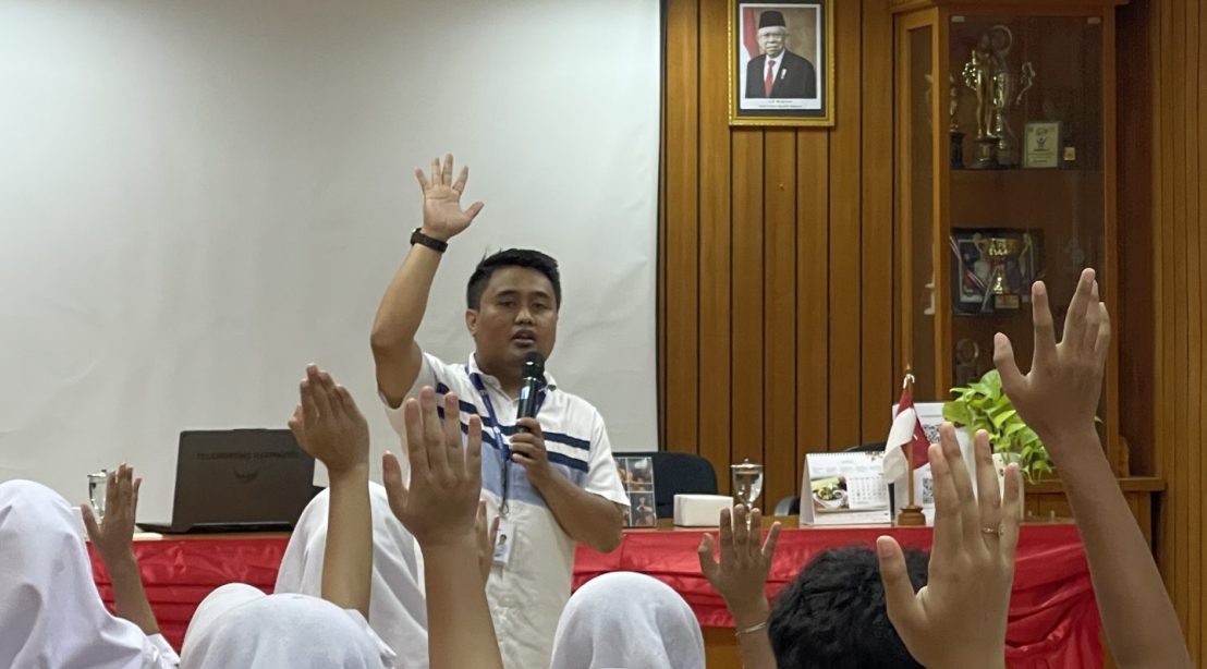 GMEDIA Goes to School SMKN 8 Jakarta